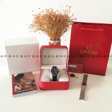 오메가 씨마스터 다이버 로즈골드 우레탄시계 + 메탈스트랩